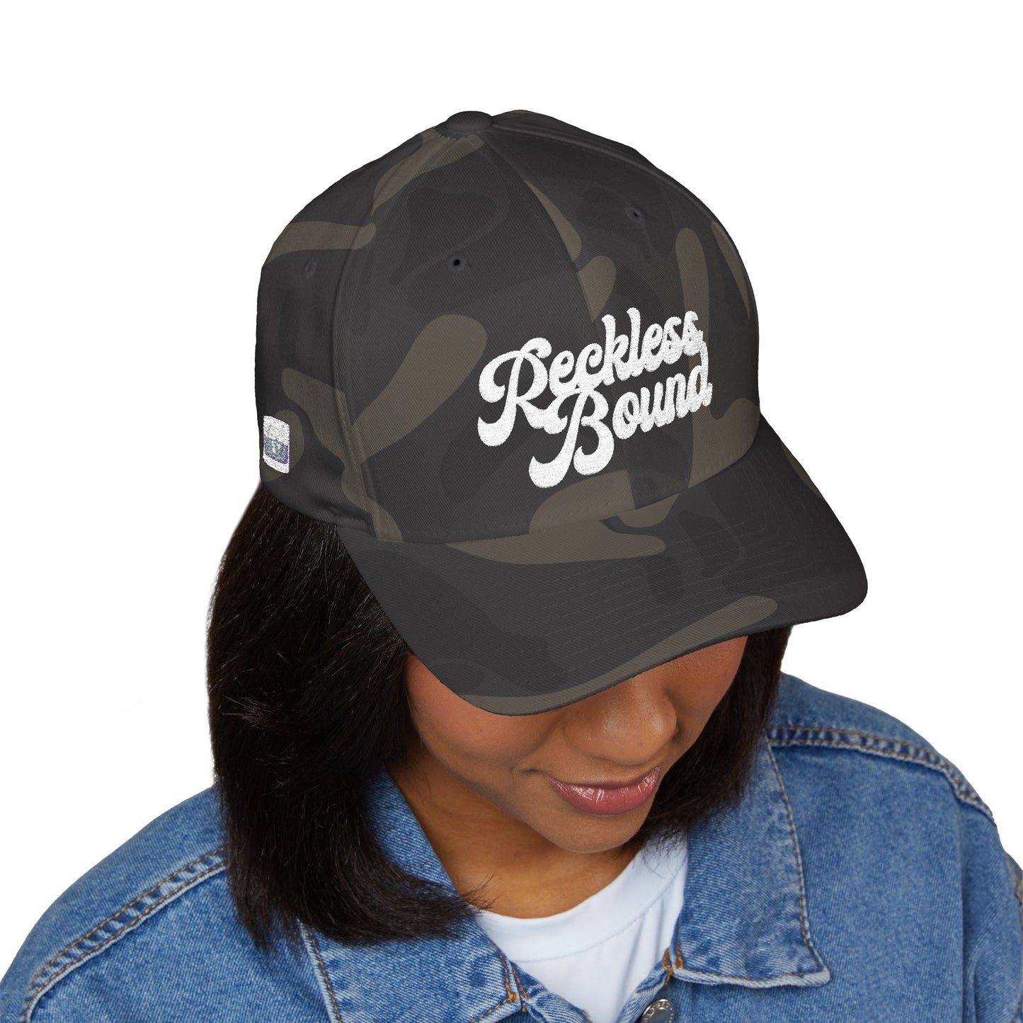 Closed-Back Structured Cap (Embroidery)